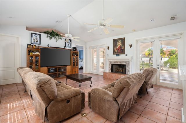 6730 69th Street, Vero Beach, FL 32967