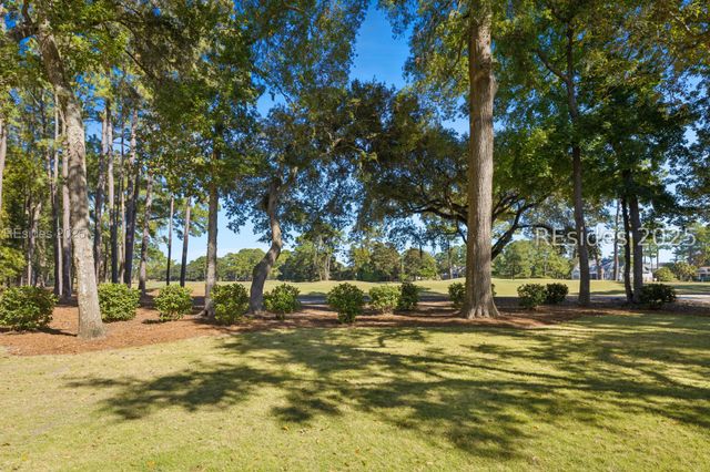 1 Mulberry Rd, Bluffton, SC 29910