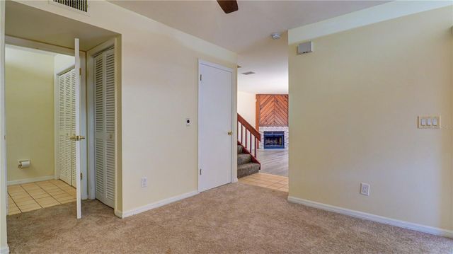 15206 W POND WOODS DRIVE, Tampa, FL 33618