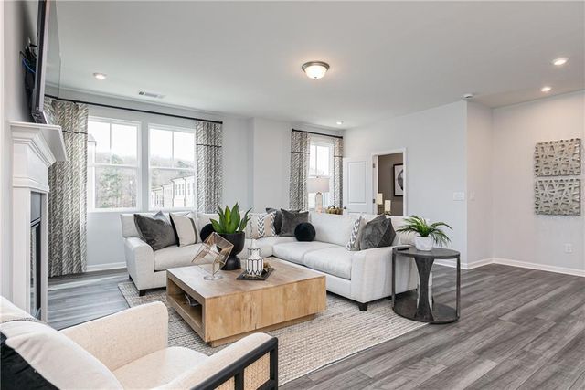 3290 Willow Glade Trail, Lawrenceville, GA 30043