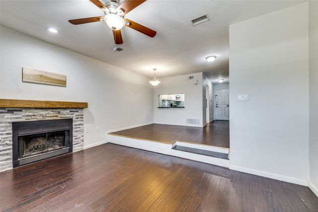 3635 Garden Brook Drive 17100, Farmers Branch, TX 75234