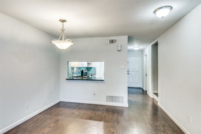 3635 Garden Brook Drive 17100, Farmers Branch, TX 75234