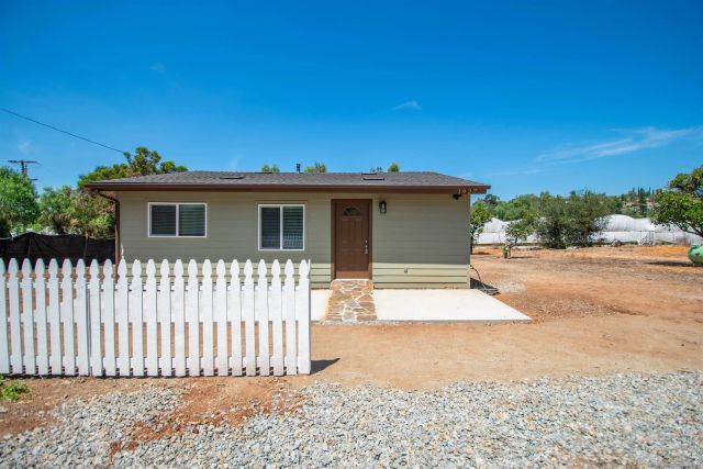 1927 Victory, Vista, CA 92084