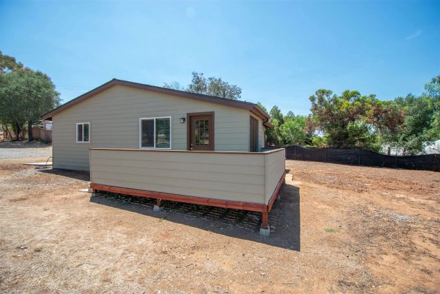 1927 Victory, Vista, CA 92084