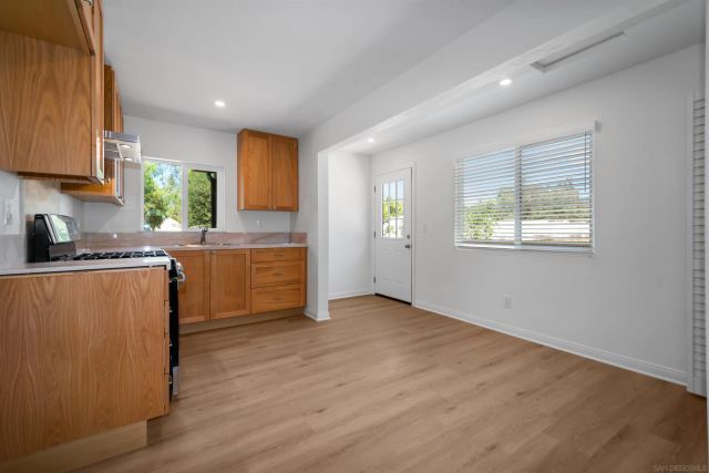 1927 Victory, Vista, CA 92084