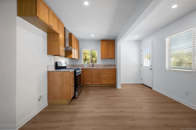 1927 Victory, Vista, CA 92084