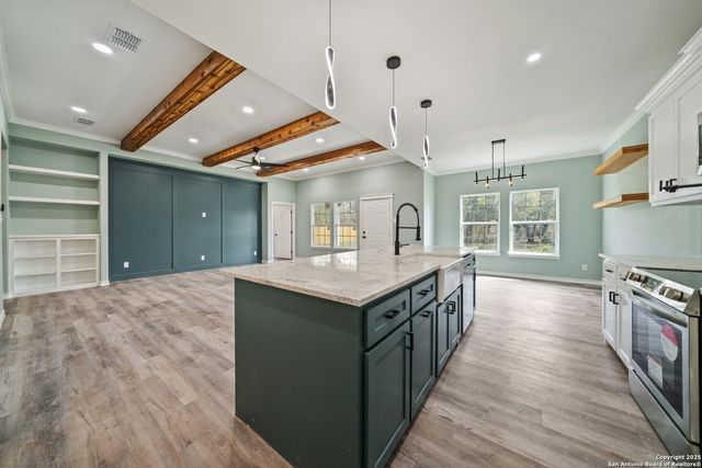 402 Oak Drive, Beeville, TX 78102