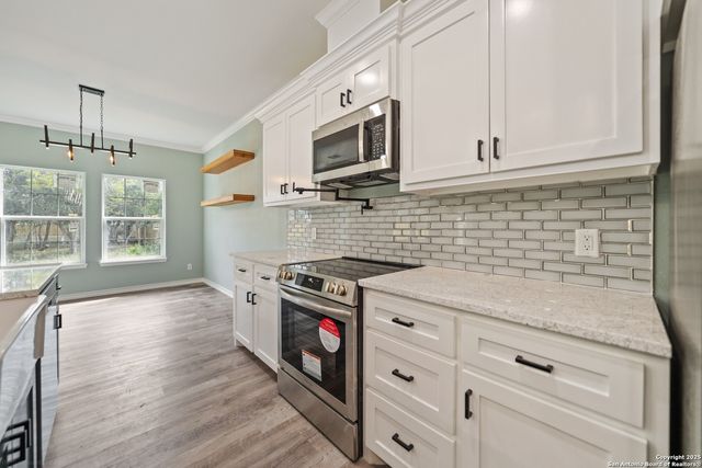 402 Oak Drive, Beeville, TX 78102