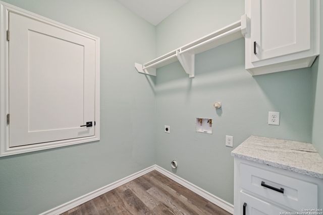 402 Oak Drive, Beeville, TX 78102