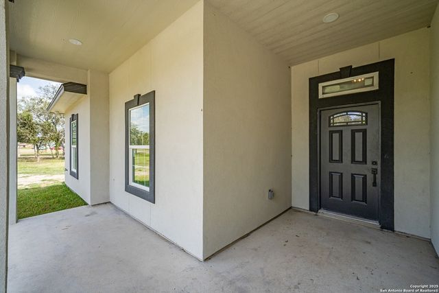 402 Oak Drive, Beeville, TX 78102