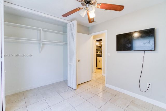6620 NW 21st Ct, Sunrise, FL 33313