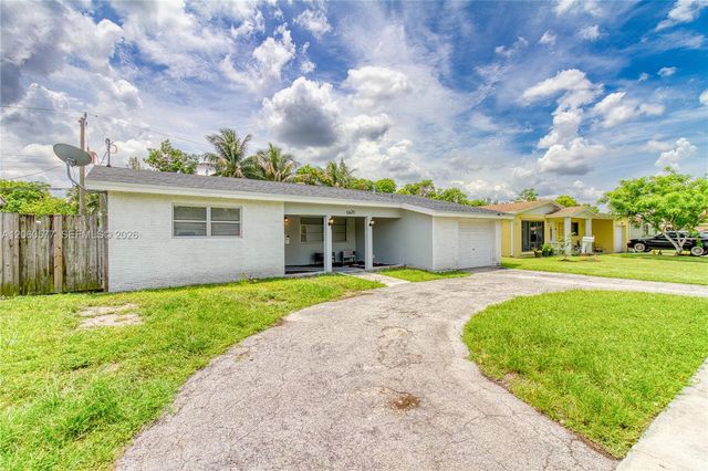 6620 NW 21st Ct, Sunrise, FL 33313