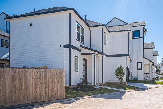 8919 Grovner Place, Houston, TX 77055