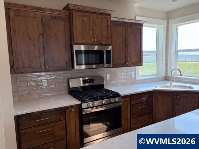 711 NW George Ct, Sublimity, OR 97385