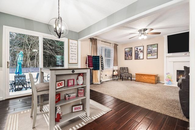 22945 Weymouth Lane, Elkhart, IN 46516