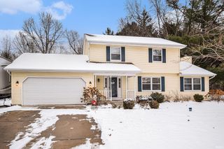22945 Weymouth Lane, Elkhart, IN 46516