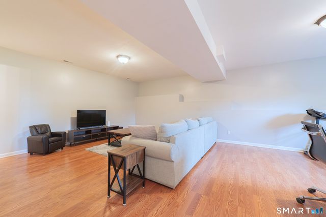 422 Jones Road, Naugatuck, CT 06770