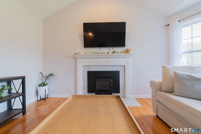 422 Jones Road, Naugatuck, CT 06770