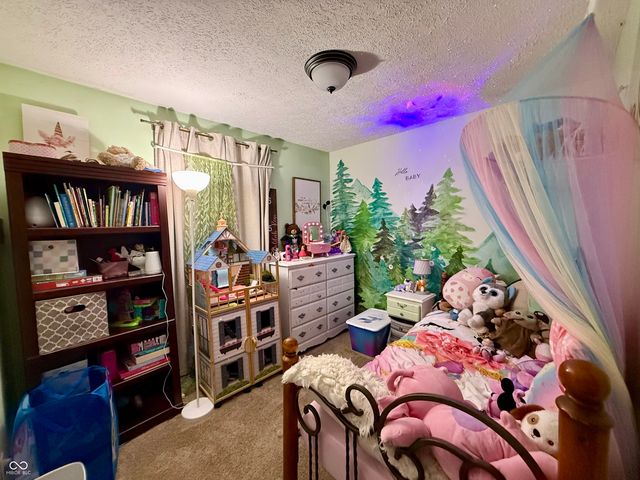 829 Delbrook Drive, Whiteland, IN 46184