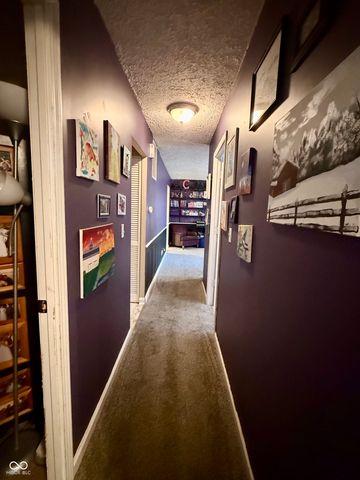 829 Delbrook Drive, Whiteland, IN 46184