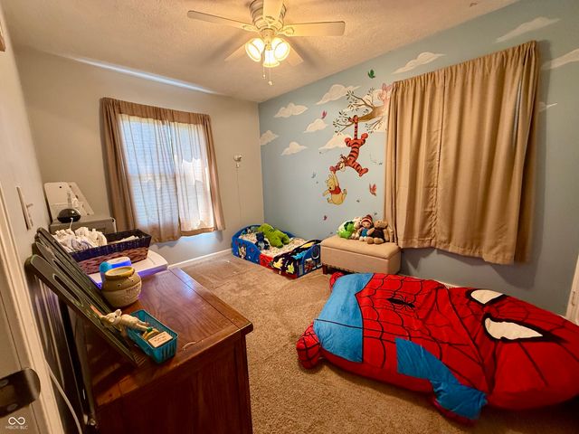 829 Delbrook Drive, Whiteland, IN 46184