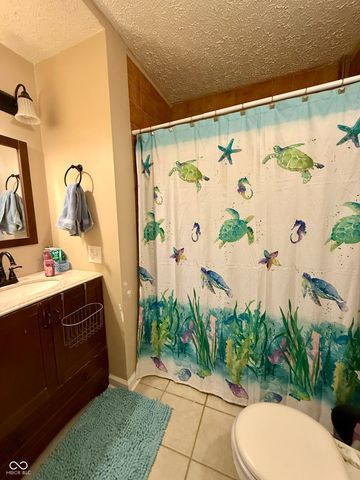 829 Delbrook Drive, Whiteland, IN 46184