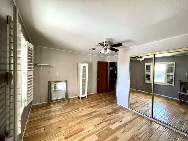 211 E Texas St, Marfa, TX 79843