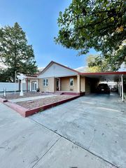 211 E Texas St, Marfa, TX 79843
