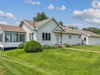 5141 25th Avenue, Brandon, IA 52210