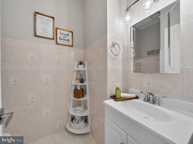 13250 FALLEN LEAF CT, Woodbridge, VA 22192