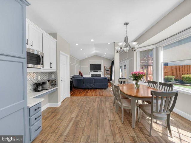 13250 FALLEN LEAF CT, Woodbridge, VA 22192