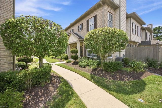 2017 Hardwick CT, Virginia Beach, VA 23454