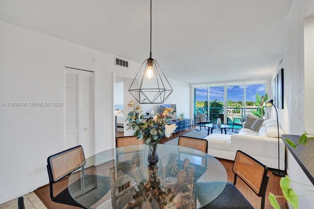 5600 Collins Ave 5R, Miami Beach, FL 33140