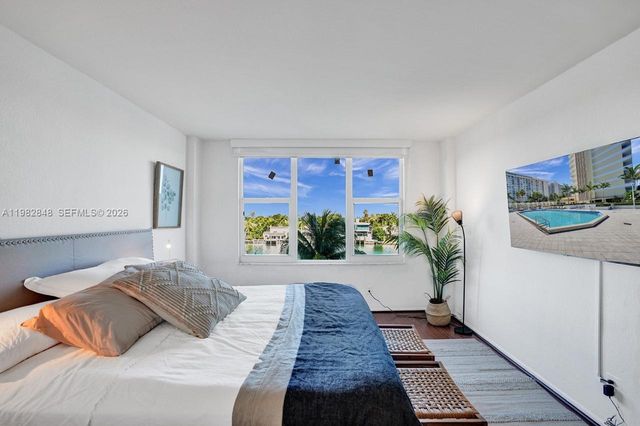 5600 Collins Ave 5R, Miami Beach, FL 33140