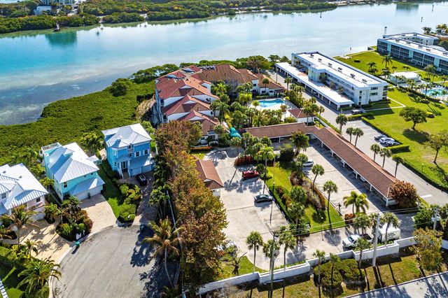 200 Waterway Road 104, Tequesta, FL 33469
