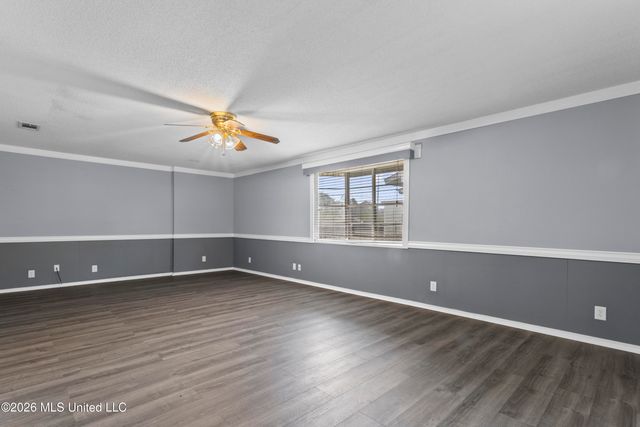 3214 Wesley Street, Pascagoula, MS 39567