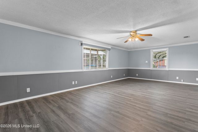 3214 Wesley Street, Pascagoula, MS 39567