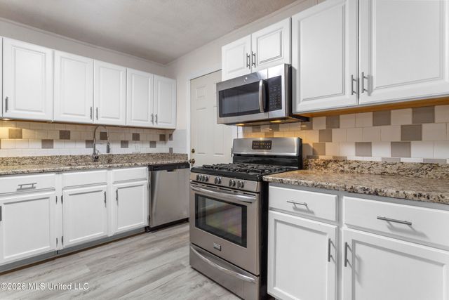 3214 Wesley Street, Pascagoula, MS 39567