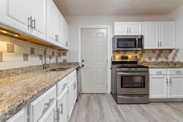 3214 Wesley Street, Pascagoula, MS 39567
