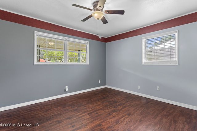 3214 Wesley Street, Pascagoula, MS 39567