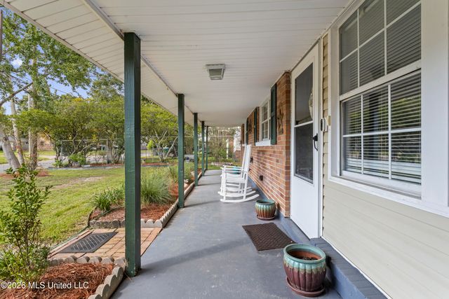 3214 Wesley Street, Pascagoula, MS 39567