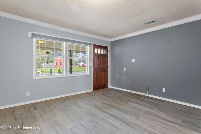 3214 Wesley Street, Pascagoula, MS 39567