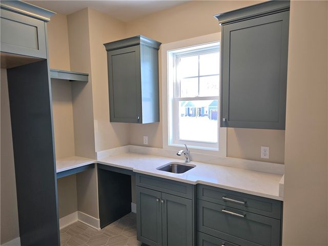 1026 Arbordale Lane, Victor, NY 14564