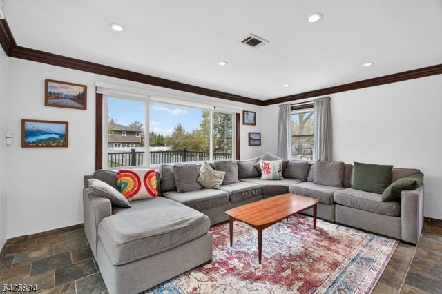 15 Greenwood Ave, West Orange Twp., NJ 07052