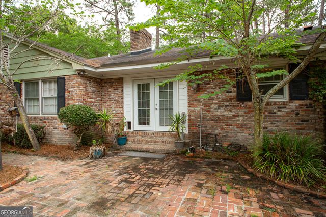1601 Oconee Road, Waycross, GA 31501