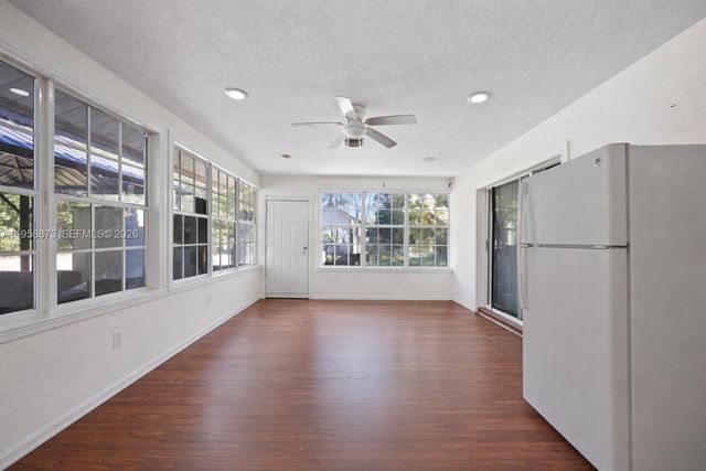 12629 N 75th Ln N, Unincorporated Palm Beach County, FL 33412