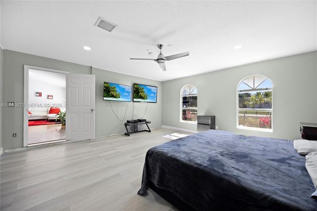 12629 N 75th Ln N, Unincorporated Palm Beach County, FL 33412