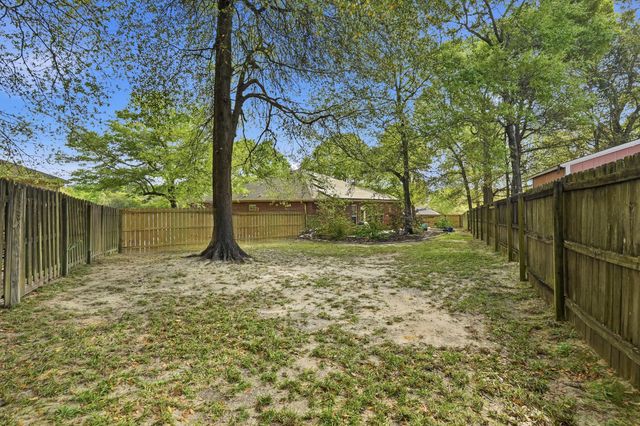 119 Trailwood Lane, Crestview, FL 32539