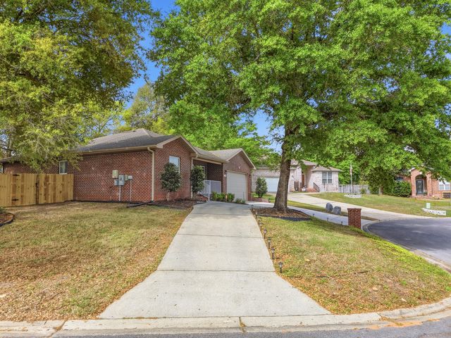 119 Trailwood Lane, Crestview, FL 32539