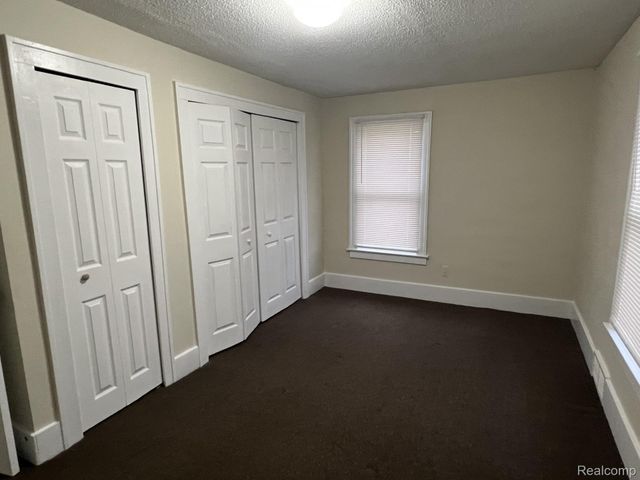 5503 CALHOUN Street, Dearborn, MI 48126
